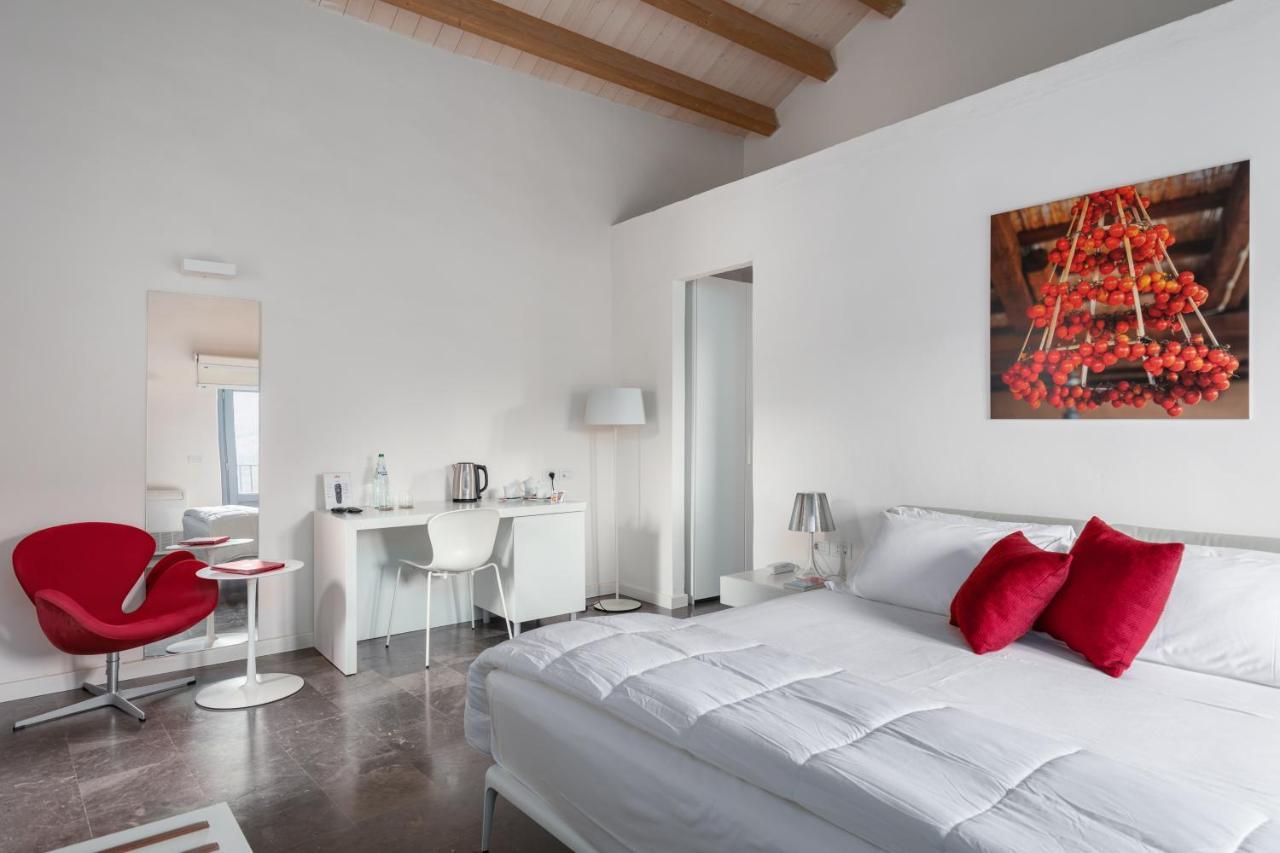 Borgo D'Orlando - Small Country Hotel Mirto  Экстерьер фото
