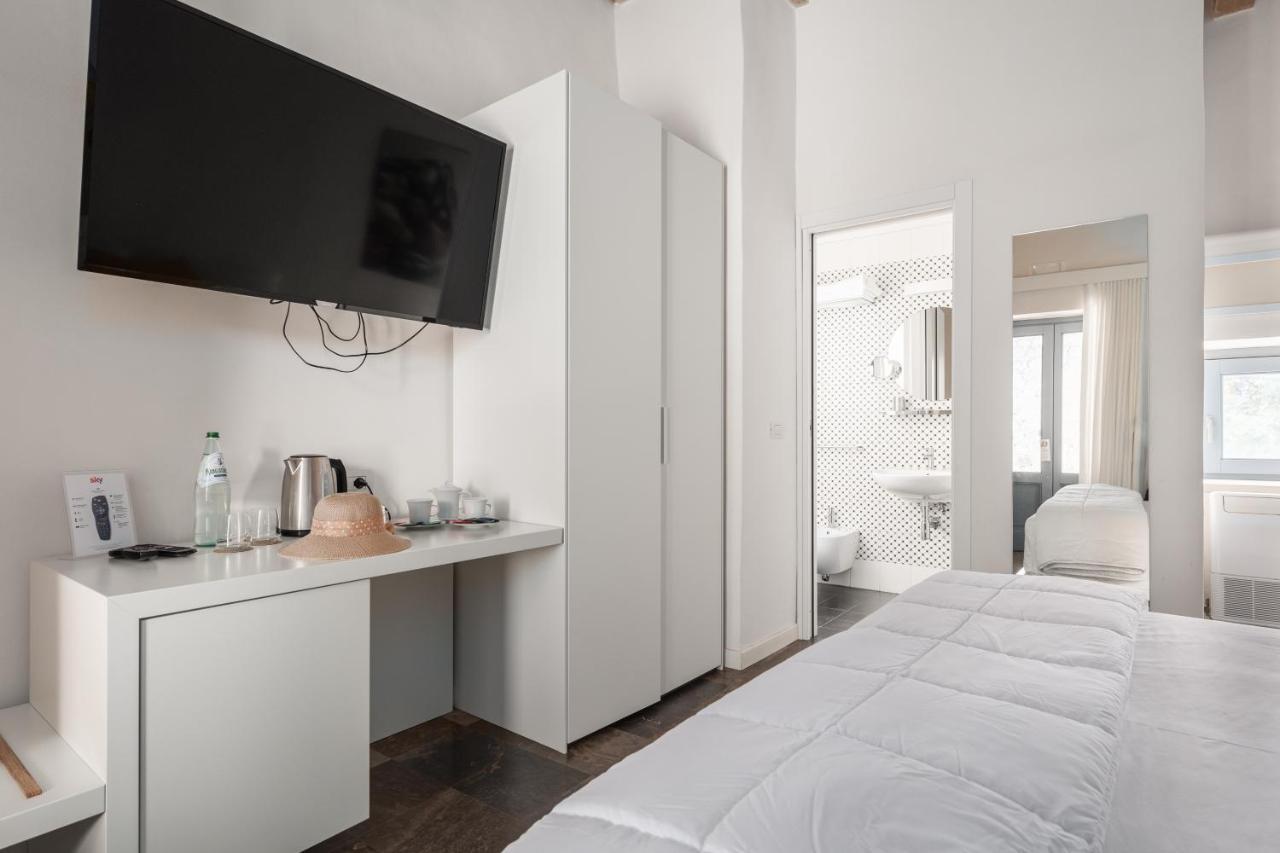 Borgo D'Orlando - Small Country Hotel Mirto  Экстерьер фото